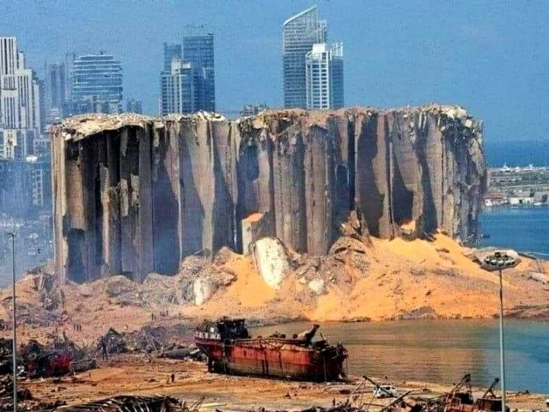 صوامع بيروت تم بناءها في العهد العثماني فتبينوا...زائف